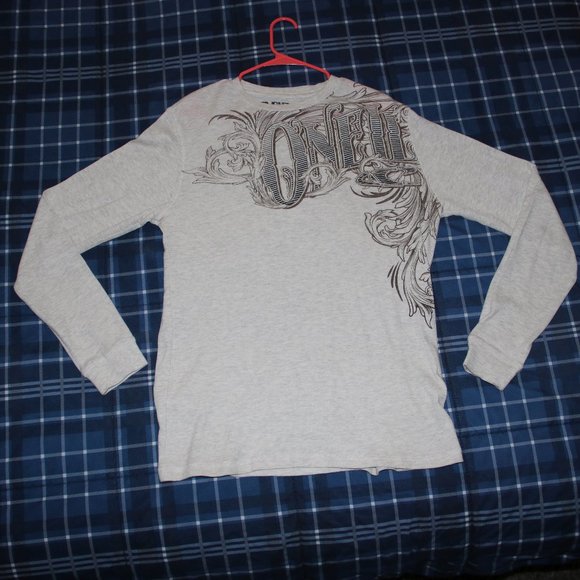 O'Neill Other - O'Neill Sweater Sweatshirt - Length 29 Pits 21